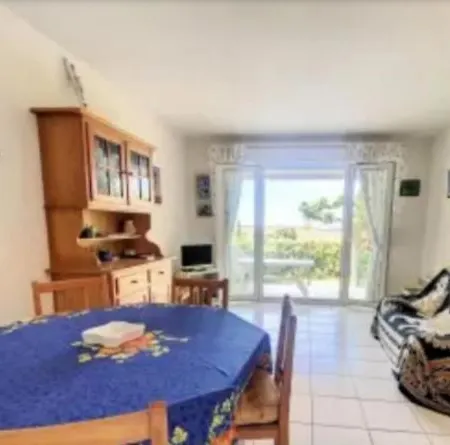 Apartment Sant'ambroggio - Marina De - Bord De Corse